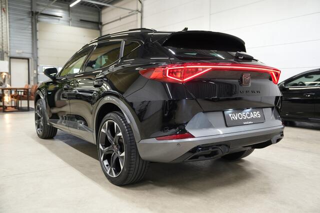 Cupra Formentor 1.5 TSI * Kuipstoelen - Camera - Keyless - Sfeer - Blind Spot - App - ACC *