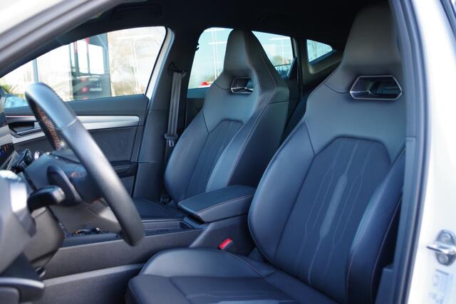 Cupra Formentor 1.4 e-Hybrid 245 PK VZ Performance PHEV, Trekhaak, Adap. Cruise Control, Camera