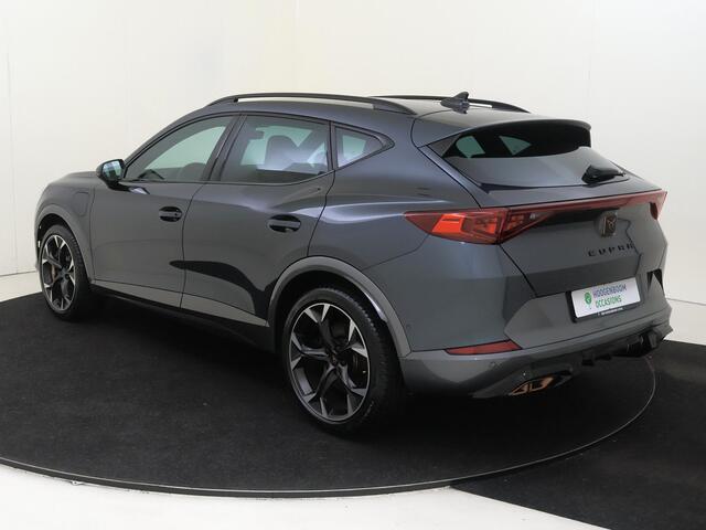 Cupra Formentor 1.4 e-Hybrid Performance | Adaptieve demping | Parkeerassistent | Keyless | Adaptieve cruise control | Dodehoek detectie | Navigatie | Stoel- en stuurwielverwarming |