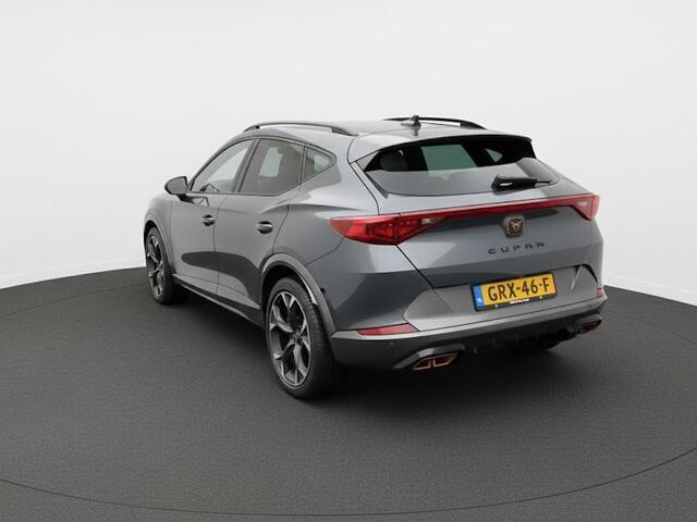 Cupra Formentor 1.4 e-Hybrid Adrenaline 204pk | Panoramadak | Parkeercamera | Climatronic | Verwarmbare voorstoelen