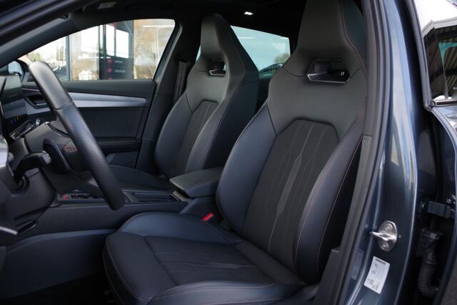 Cupra Formentor 1.4 e-Hybrid 204 PK Performance PHEV, Panoramadak, Trekhaak, Memory, Winterpakket