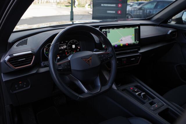 Cupra Formentor 1.4 e-Hybrid 204 PK Performance PHEV, Panoramadak, Trekhaak, Memory, Winterpakket