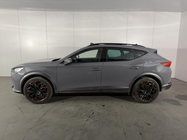 Cupra Formentor 1.4 e-Hybrid Performance / AUTOMAAT/ PANODAK/ KEYLESS/ BEATS AUDIO/ CRUISE/ NAVI/ DAB/ SMARTLINK/ STOELVERWARMING/ 360 CAMERA