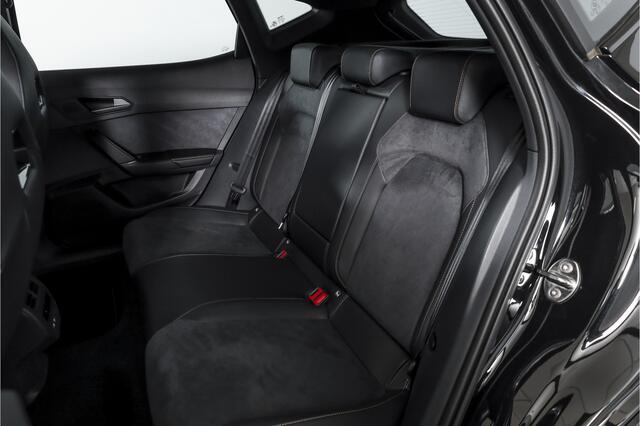 Cupra Formentor 1.5 TSI e-Hybrid 272 PK VZ Performance - Automaat | Dig. Cockpit | Adapt. Cruise | Stoel-+Stuurverw. | PDC | Camera | NAV + App. Connect | ECC | Sennheiser | Elek. Klep | LM 19" | 5475