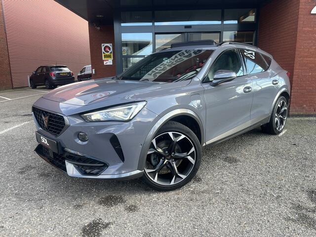Cupra Formentor 1.4 e-Hybrid VZ Performance 245PK!! // SCHUIF-KANTELDAK // DODEHOEK // ADAPT. CRUISE // CAMERA+SENSOREN // ELEK. KLEP // NAVI+CARPLAY //