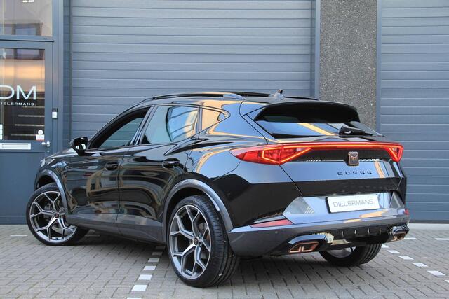 Cupra Formentor 1.4 e-HYBRID 150kW DSG Full option | Panorama dak | Beats audio | 12" Display | 20" velgen! | Sfeerverlichting | BTW!