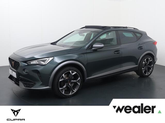 Cupra Formentor 1.4 e-Hybrid VZ Performance | 245 PK | SoH 94% | Trekhaak wegklapbaar | Panoramadak | Verwarmde voorstoelen / voorruit | Virtual pedal |
