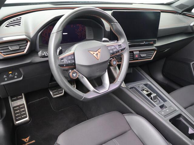 Cupra Formentor 1.4 e-Hybrid VZ Performance | 245 PK | SoH 94% | Trekhaak wegklapbaar | Panoramadak | Verwarmde voorstoelen / voorruit | Virtual pedal |