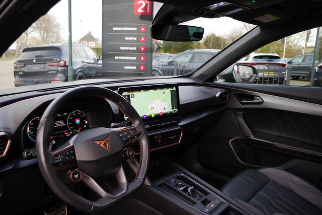 Cupra Formentor 1.4 e-Hybrid VZ 245 PK Copper Edition, Panoramadak BREMBO Remmen, Leder, Stuur-Startknop, Memory