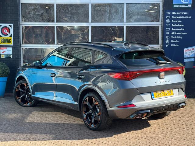 Cupra Formentor 1.4 e-Hybrid VZ Copper Edition | Achteruitrijcamera | Cruise control adaptief | Navigatiesysteem full map