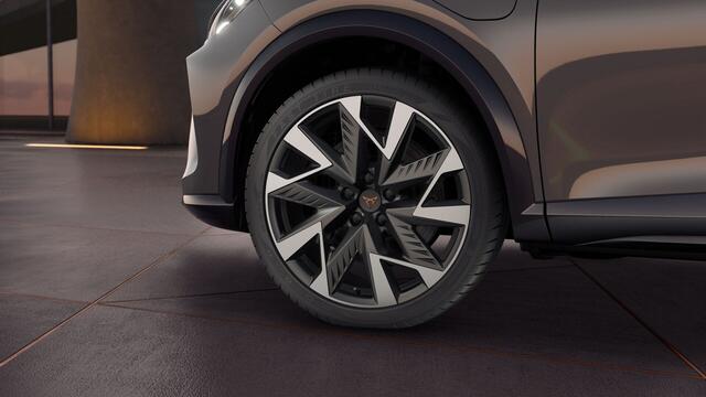 Cupra Formentor 1.5 TSI e-Hybrid 272 6DSG VZ Performance | Achteruitrijcamera | Digitaal instrumentenpaneel (Virtual Cockpit) | Draadloze Apple CarPlay(TM), Android Auto(TM)