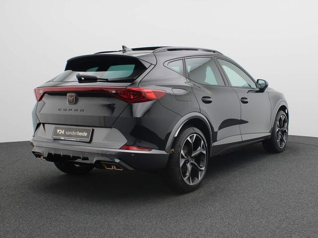 Cupra Formentor 1.4 e-Hybrid Adrenaline 204PK DSG Panoramadak, achteruitrijcamera, keyless, side assist, alarm, 19'' lichtmetaal