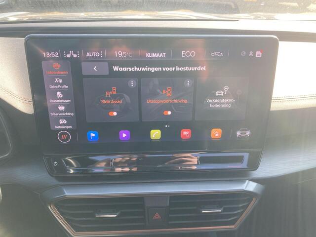 Cupra Formentor 1.4 e-Hybrid/204PK DSG Performance · Panoramadak · Trekhaak · Camera + Parkeersensoren · Dodehoeksensor · Apple/Android Car Play ·