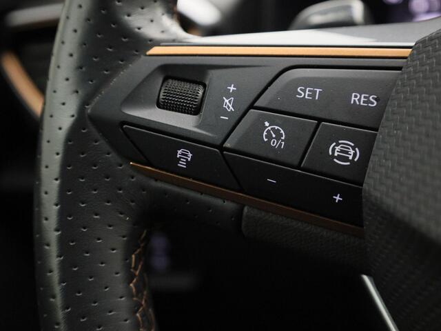 Cupra Formentor 1.4e-Hybrid PHEV 204PK DSG Business · Navigatie · Apple/Android Car Play · Leder/Stof