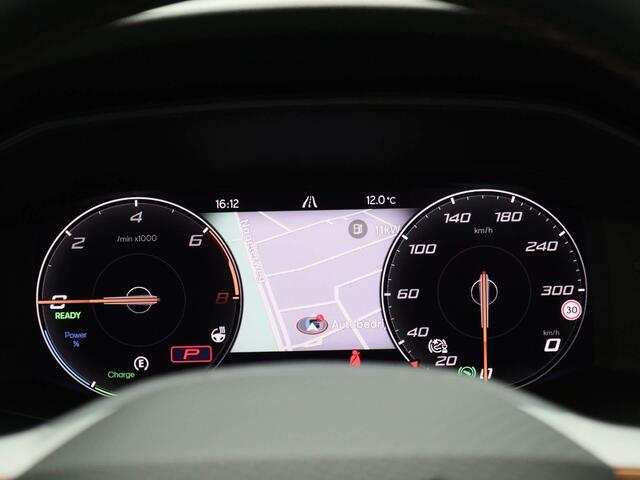 Cupra Formentor 1.4 e-Hybrid Adrenaline 204PK DSG Panoramadak, achteruitrijcamera, keyless, side assist, alarm, 19'' lichtmetaal