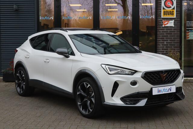 Cupra Formentor 1.4 e-Hybrid 245PK VZ Performance Pano/Leder/Matrix LED/Elek. kuipstoelen+mem/360/Keyless/DCC/19"/Trekhaak wegkl.