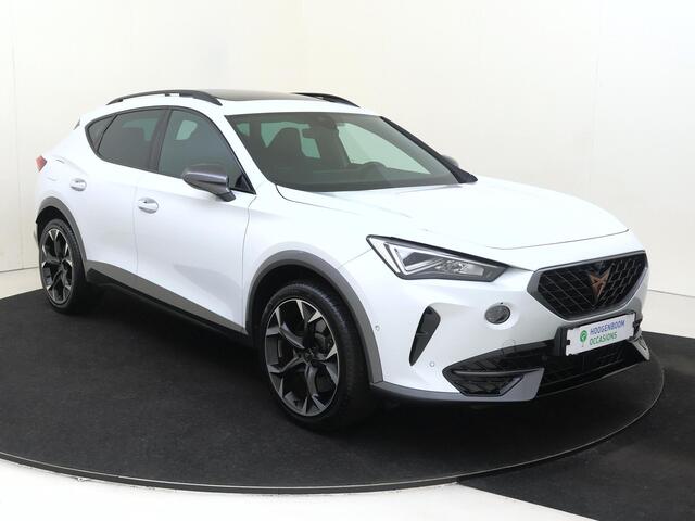 Cupra Formentor 1.4 e-Hybrid Performance | Panoramadak | 360 camera | CUPRA mode | Parkeerassistent | Keyless | Dodehoek detectie | Adaptieve cruise control | Stoel- en stuurwielverwarming |