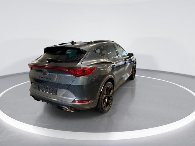 Cupra Formentor 1.4 TSI 245pk DSG e-Hybrid VZ Performance Limited · Panoramadak · Camera · Keyless · Stuur- & Stoelverwarming · Elek. Bestuurdersstoel + Geheugen · ACC ·