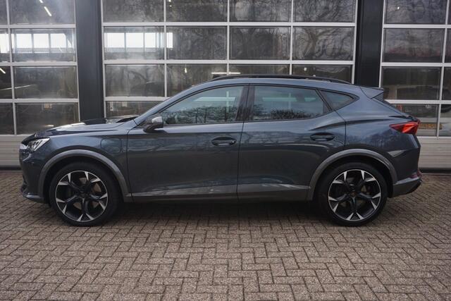 Cupra Formentor 1.4 e-Hybrid VZ Copper Edition Schuif/kanteldak/Trekhaak/Camera!