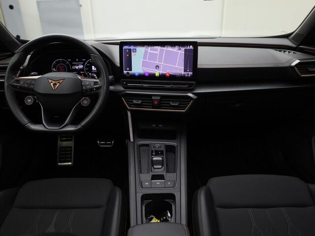 Cupra Formentor 1.4e-Hybrid 180kW/245PK VZ DSG · Panoramadak · Navigatie · Apple/Android Car Play · 360°Camera + Parkeersensoren