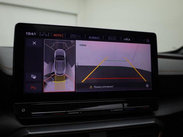 Cupra Formentor 1.4e-Hybrid 180kW/245PK VZ DSG · Panoramadak · Navigatie · Apple/Android Car Play · 360°Camera + Parkeersensoren