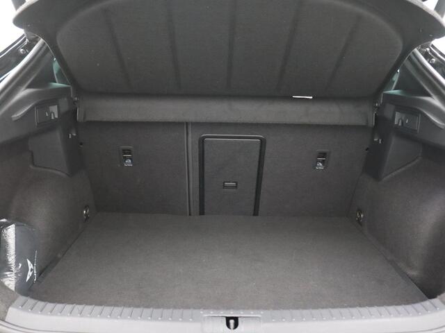 Cupra Formentor 1.4 e-Hybrid VZ Copper Edition 245PK DSG SOH 92%, Pano-Schuifdak, Trekhaak, Memorystoel, Leder, Navi, 19" LM Velgen, Side Assist, Stoel-Stuurverwarming