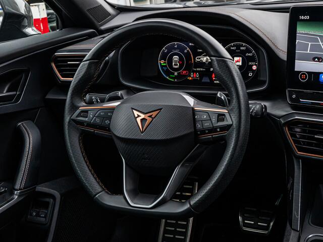 Cupra Formentor 1.4 e-Hybrid VZ Performance PANO SCHAALSTOELEN CAMERA 19 INCH BLACK OPTIC