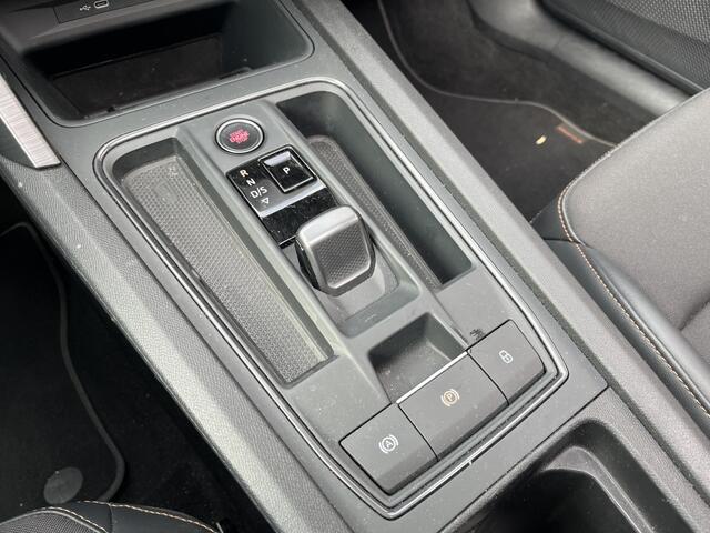 Cupra Formentor 1.4 e-Hybrid Performance AUTOMAAT/ PANO/ SOH 94%/ ACC/ FULL LINK/ STUUR+STOELVERWARM./ PARK.SENSOREN V+A/ DODEHOEK/ ELEK.ACHTERKLEP/ KEYLESS/ RIJ-MODI/ NAVI/ DAB/ CLIMA/ LED/ 19'' LMV