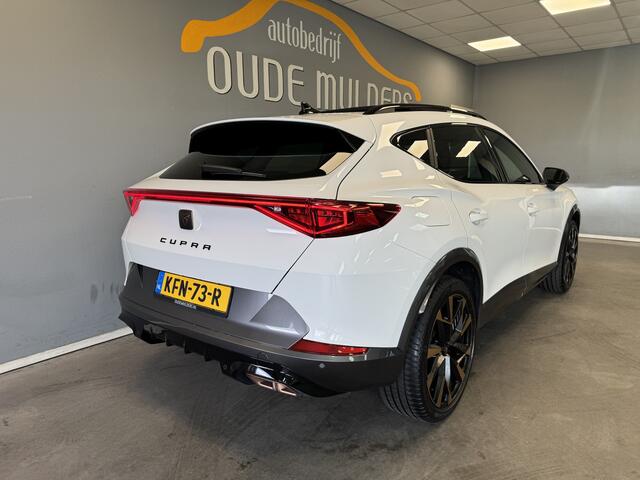 Cupra Formentor 1.4 TSI e-Hybrid ACC/Pano/Carplay/Stoelverwarming