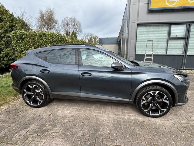 Cupra Formentor 1.4 e-Hybrid VZ Performance 245pk | PHEV | Plug-in Hybride| Camera | Stoelverwarming | Adaptive cruise control