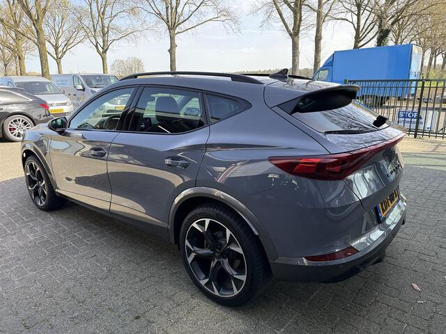 Cupra Formentor 1.4 TSI e-Hybrid Ess Adaptive Cruise , Carplay , Led , Graphene Grey