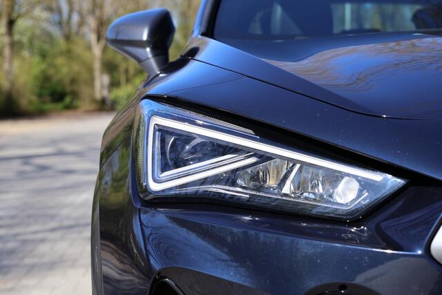 Cupra Formentor 1.5 TSI Business Edition Org NL Auto | Camera | LED | 18"| Stoel- & Stuurwielverwarming | Sfeerverlichting | Etc.