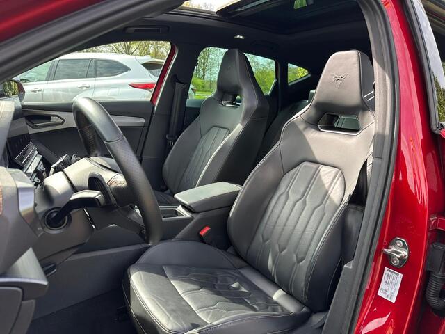 Cupra Formentor 1.4 e-Hybrid VZ Performance 245pk PHEV | Panoramadak | Stoelverwarming | Vol leder | Verwacht