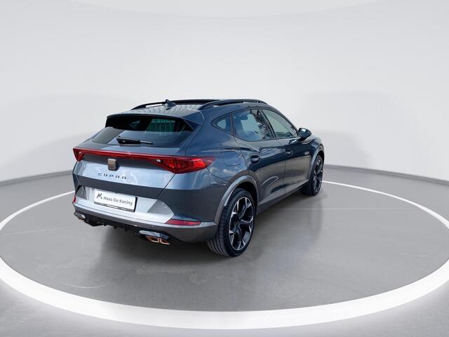 Cupra Formentor 1.4e-Hybrid 180kW/245PK VZ DSG · Panoramadak · Camera + Parkeersensoren · Apple/Android Car Play ·
