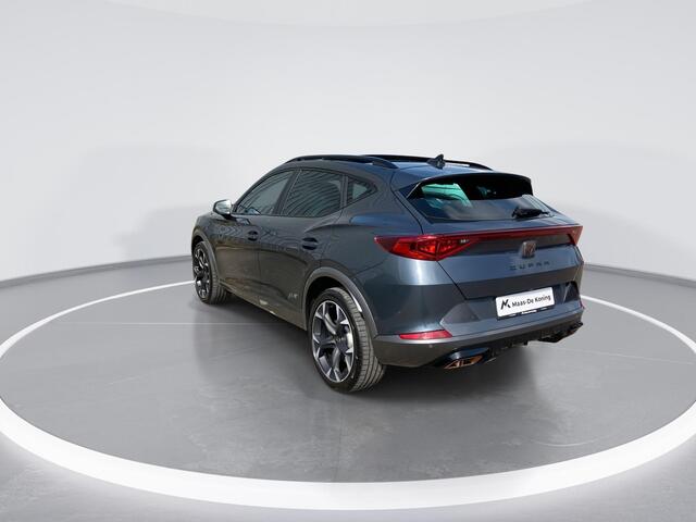 Cupra Formentor 1.4e-Hybrid 180kW/245PK VZ DSG · Panoramadak · Camera + Parkeersensoren · Apple/Android Car Play ·