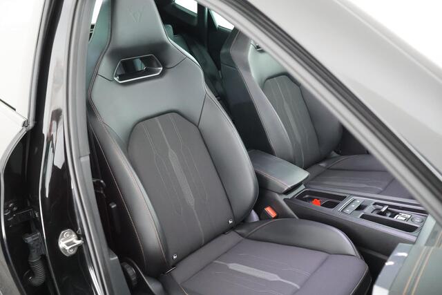 Cupra Formentor 1.4 e-Hybrid 245pk VZ Performance Panoramadak Keyless Stoelverwarming Virtual Cockpit Navigatie