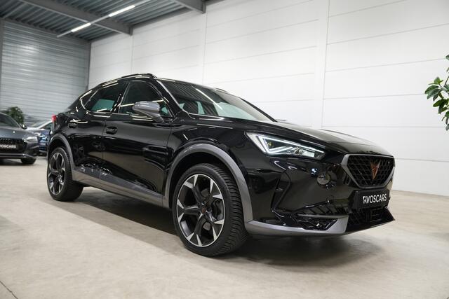 Cupra Formentor 1.5 TSI DSG * Camera - 19" - Keyless - Sfeer - Blind Spot - ACC - App - ACC *