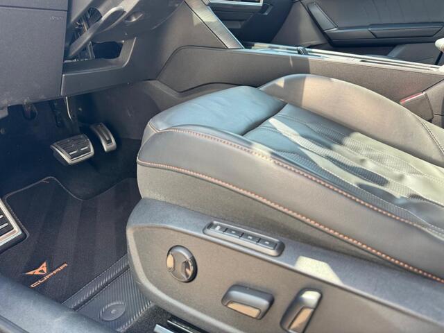 Cupra Formentor 1.4 E-Hybrid VZ 245PK Copper edition VZ stuurwiel Leder 360camera Blindspot etc!