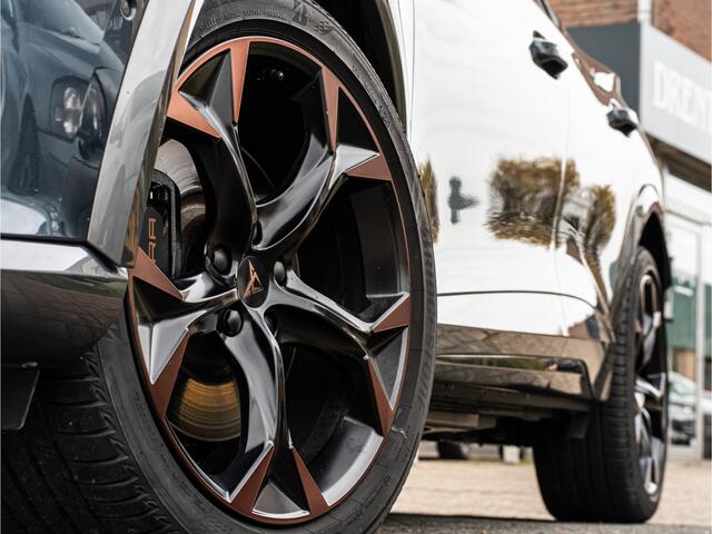 Cupra Formentor 1.4 e-Hybrid VZ Performance UNIEKE KUIPSTOELEN SPORTSTUUR LEDER ELEK TREKHAAK KOPER PAKKET