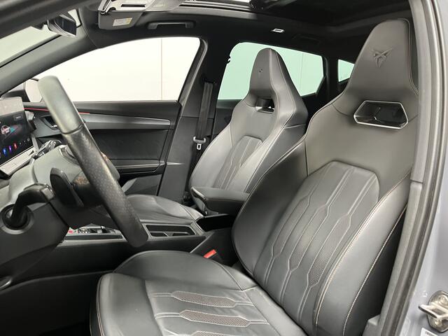 Cupra Formentor 1.4 e-Hybrid VZ Black Edition / 245 PK/ AUTOMAAT/ PANODAK/ MEMORY SEAT/ LEDER/ KEYLESS/ NAVI/ FULL LINK/ STOELVERWARMING/ PARK. SENSOREN + CAMERA