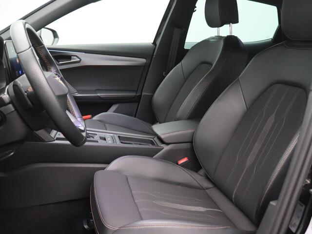 Cupra Formentor 1.4 e-Hybrid Adrenaline 204PK DSG Panoramadak, Elektrische Achterklep, Achteruitrijcamera, Keyless, Side assist, 19'' lichtmetaal, Alarm