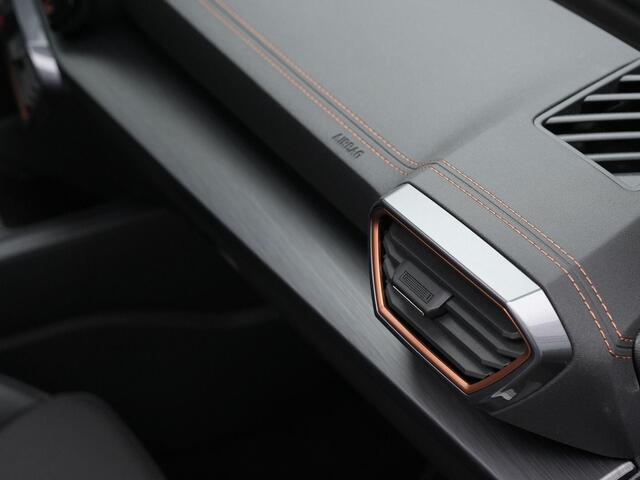 Cupra Formentor 1.4 e-Hybrid 245 pk VZ | Panoramadak | Adaptief sportonderstel | Geheugenstoel | 360 Camera | Navigatie