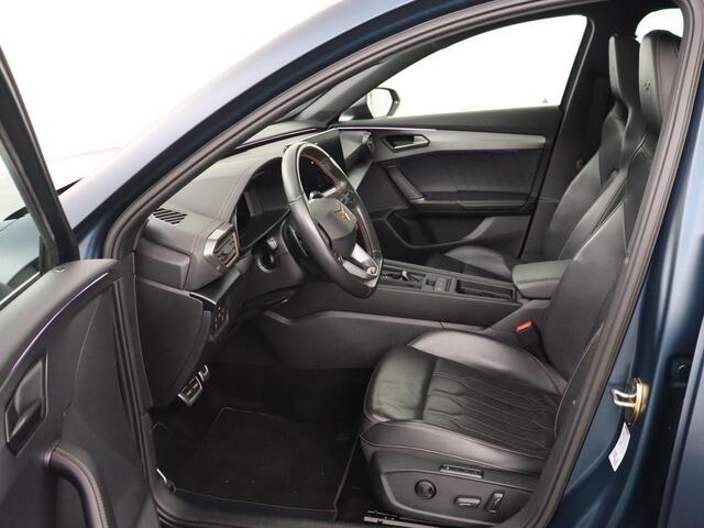 Cupra Formentor 1.4 eHybrid VZ Performance | SOH 89% | Panoramadak | Leder | Stoelverwarming | Carplay | Sfeerverlichting | Adaptive cruise | Camera | Navigatie | Stuurverwarming | PHEV | Plug In