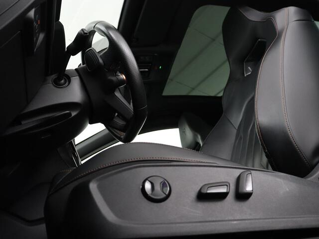 Cupra Formentor 1.4 eHybrid VZ Performance | SOH 89% | Panoramadak | Leder | Stoelverwarming | Carplay | Sfeerverlichting | Adaptive cruise | Camera | Navigatie | Stuurverwarming | PHEV | Plug In