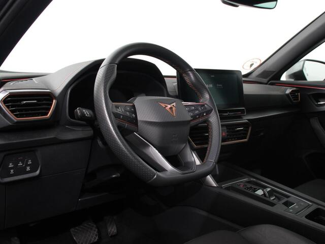 Cupra Formentor 1.5 TSI High Automaat Apple carplay / Android Auto Keyless Entry Keyless Start Adaptive Cruise Control Stoelverwarming Stuurverwarming Half Leder