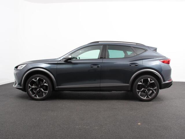 Cupra Formentor 1.5 TSI High Automaat Apple carplay / Android Auto Keyless Entry Keyless Start Adaptive Cruise Control Stoelverwarming Stuurverwarming Half Leder