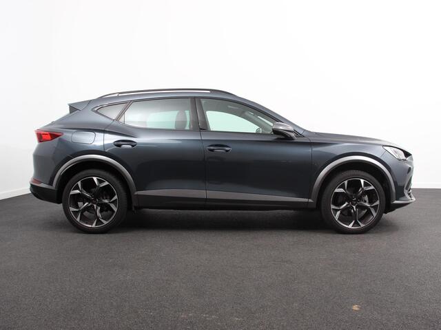 Cupra Formentor 1.5 TSI High Automaat Apple carplay / Android Auto Keyless Entry Keyless Start Adaptive Cruise Control Stoelverwarming Stuurverwarming Half Leder