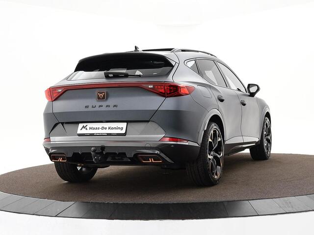 Cupra Formentor 1.4 245pk DSG e-Hybrid VZ Performance · Panoramadak · 360 Camera · Wegklapbare Trekhaak · Dodehoek Detectie · Keyless · 19'' Inch ·