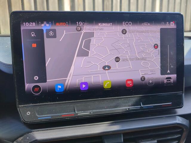 Cupra Formentor 1.4 e-Hybrid VZ Copper Edition / AUTOMAAT/ 245 PK/ PANODAK/ LEDER/ NAVI/ DIGITAL DASH/ CRUISE/ FULL LINK/ MEMORY SEAT/ PARK. SENSOREN + CAMERA