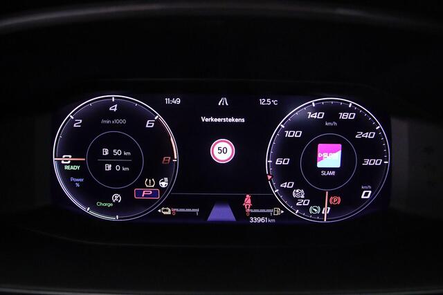 Cupra Formentor VZ Performance 1.4 TSI eHybrid 245pk DSG Automaat Trekhaak, Adaptive cruise control, LED matrix koplampen, Elektrische achterklep, 360 camera